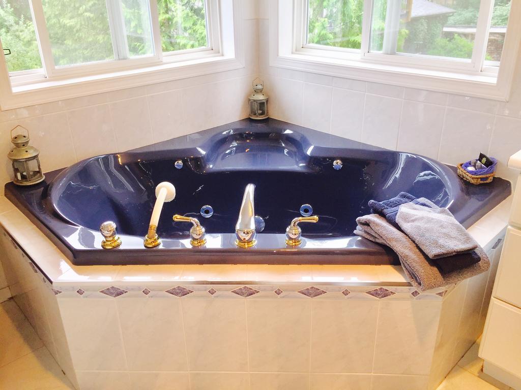 Seafarers Bed & Breakfast Tofino Zewnętrze zdjęcie